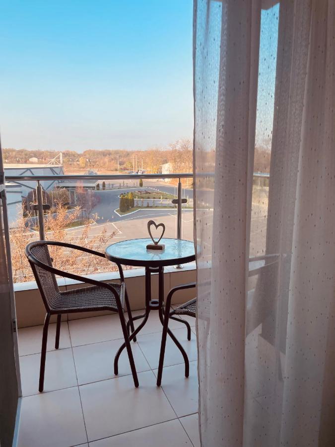 Air Residence Otopeni Ngoại thất bức ảnh